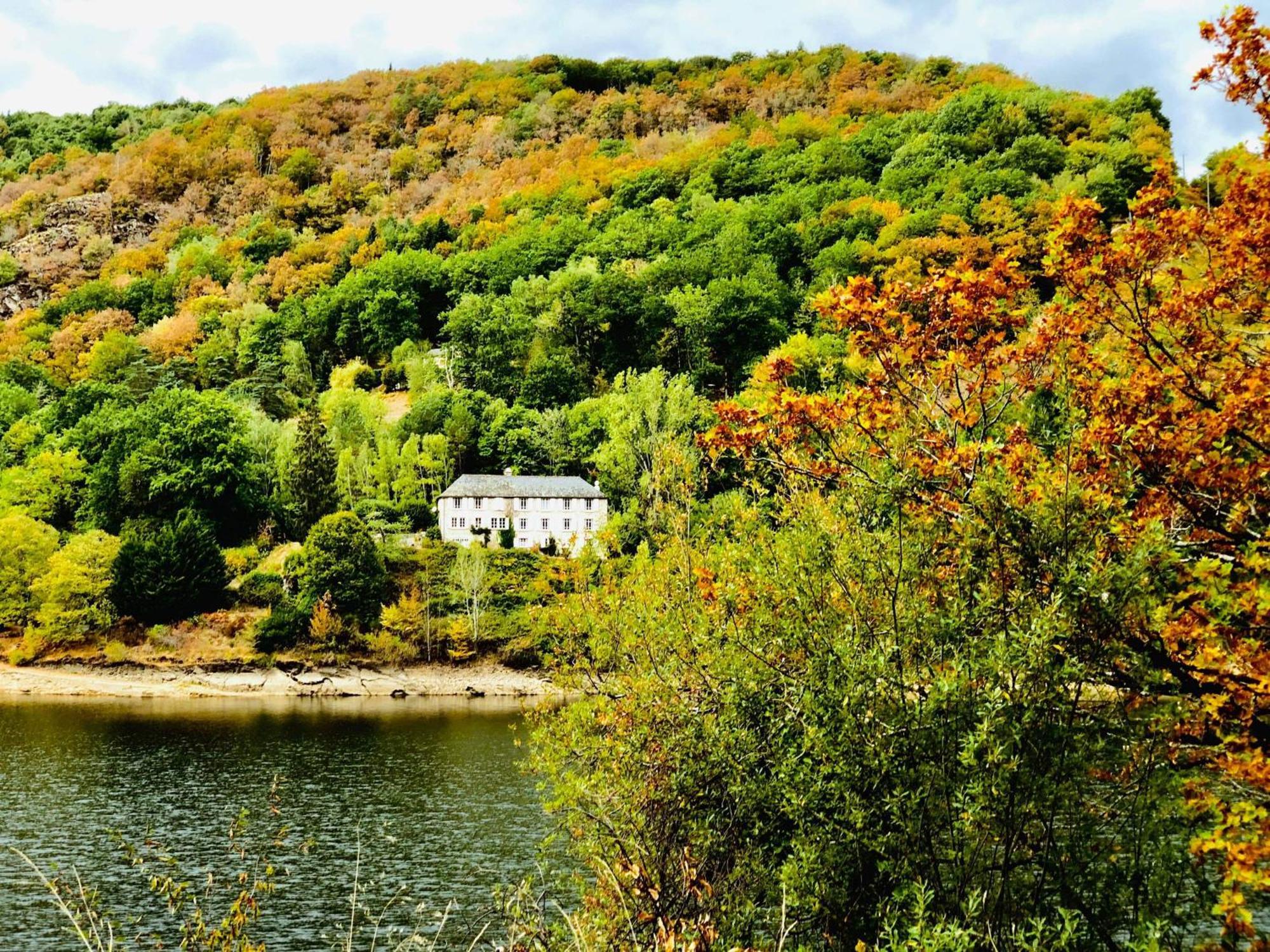 Le Chambon, Chambres D'Hotes Saint-Merd-de-Lapleau Luaran gambar